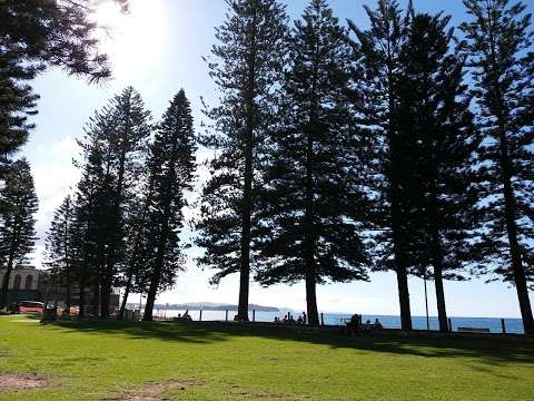 Photo: Asch's IGA Xpress Collaroy Beach